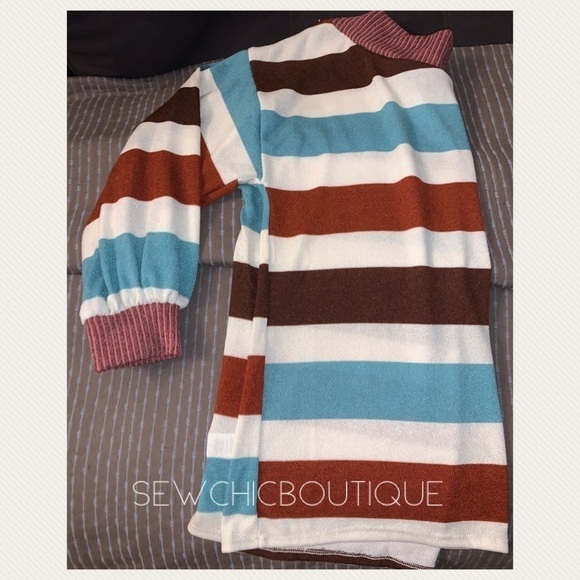 Multi-color Striped Top with Puff Sleeves - Picture 7 of 8